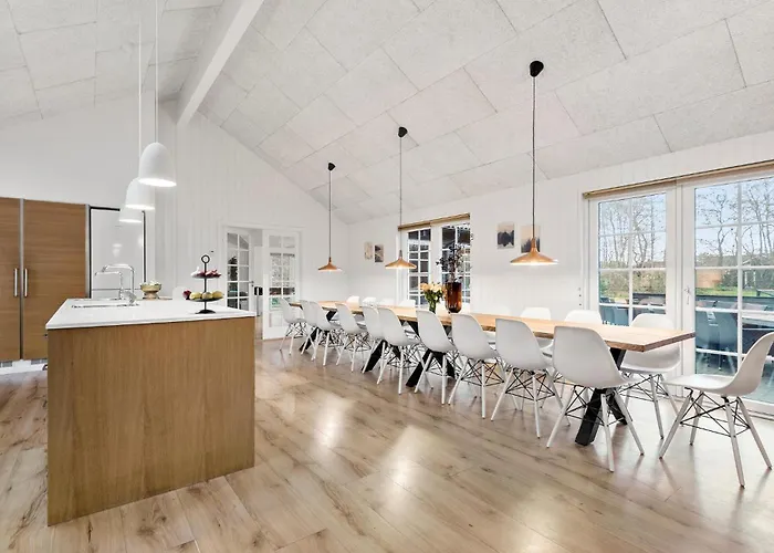 9 Bedroom Awesome In